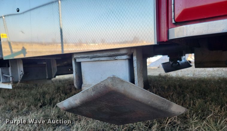 image for item OH9480 1989 Spartan Grumman Quint fire truck