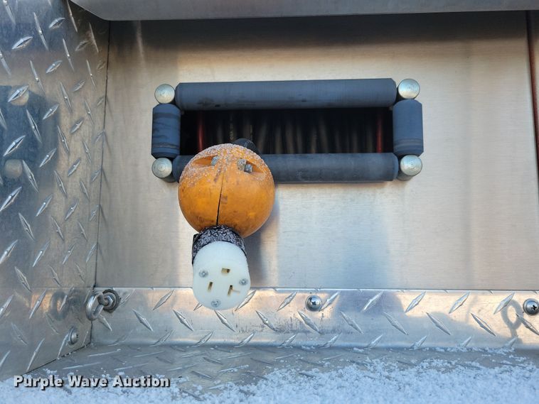 image for item OH9480 1989 Spartan Grumman Quint fire truck