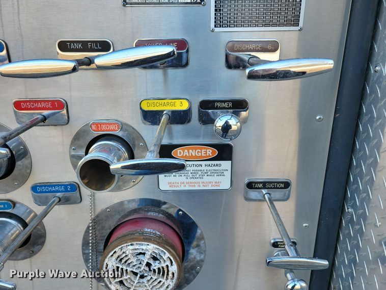 image for item OH9480 1989 Spartan Grumman Quint fire truck