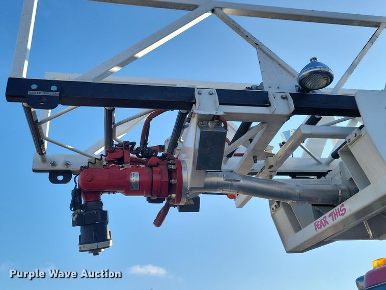 image for item OH9480 1989 Spartan Grumman Quint fire truck