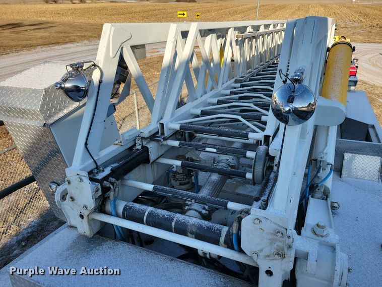 image for item OH9480 1989 Spartan Grumman Quint fire truck