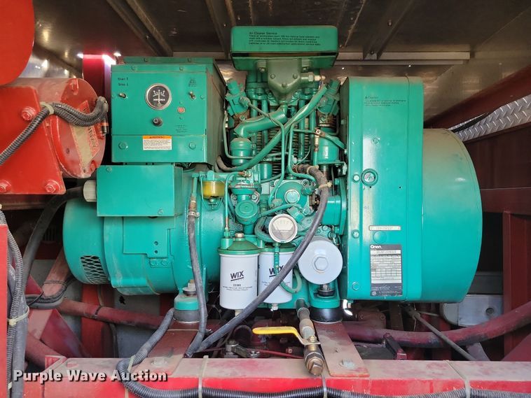 image for item OH9480 1989 Spartan Grumman Quint fire truck