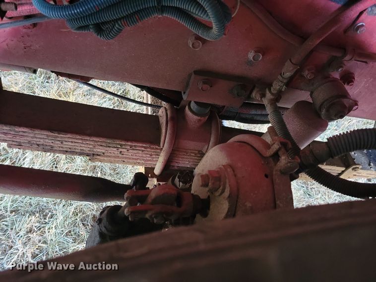 image for item OH9480 1989 Spartan Grumman Quint fire truck