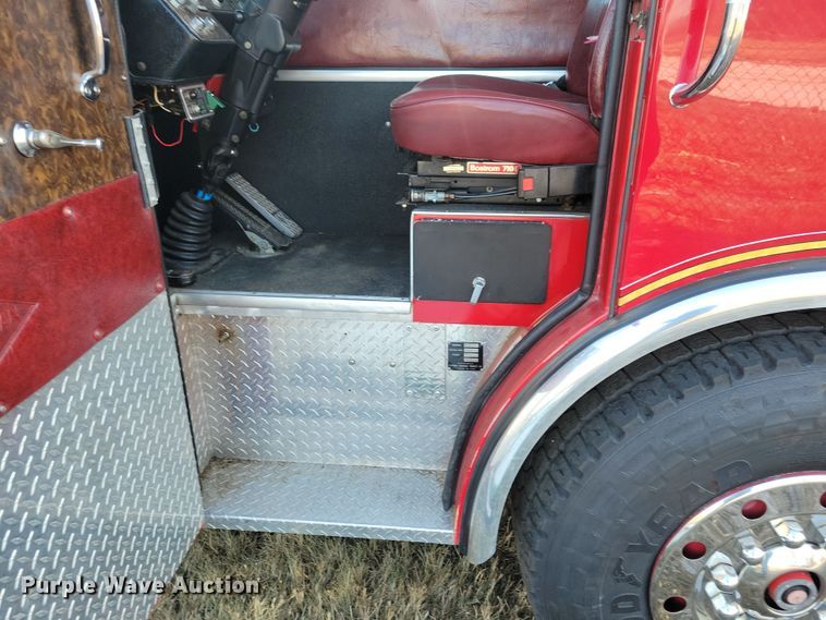 image for item OH9480 1989 Spartan Grumman Quint fire truck