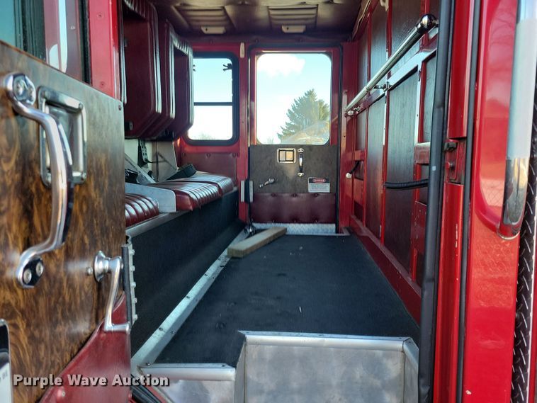 image for item OH9480 1989 Spartan Grumman Quint fire truck