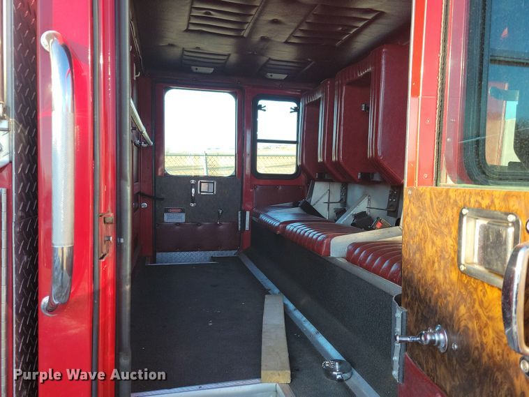 image for item OH9480 1989 Spartan Grumman Quint fire truck