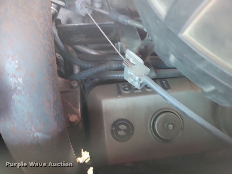 image for item OH9480 1989 Spartan Grumman Quint fire truck