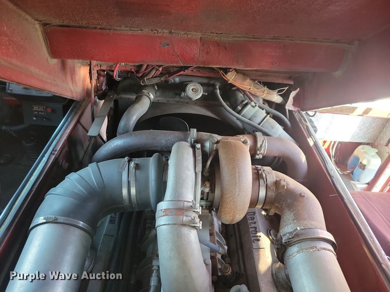 image for item OH9480 1989 Spartan Grumman Quint fire truck