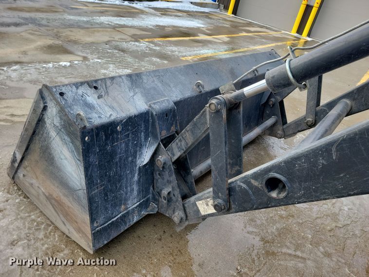 image for item OH9483 2011 New Holland TV6070 4WD bi-directional tractor