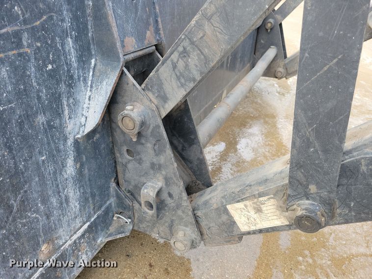 image for item OH9483 2011 New Holland TV6070 4WD bi-directional tractor