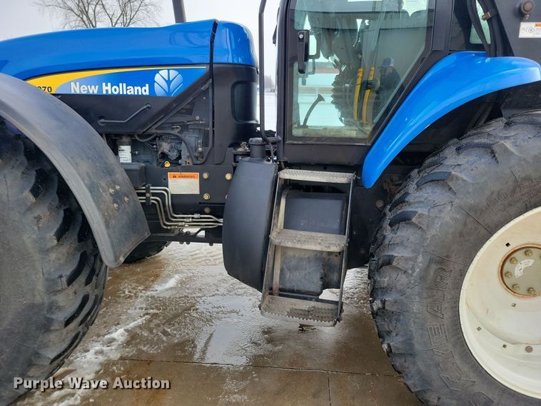 image for item OH9483 2011 New Holland TV6070 4WD bi-directional tractor