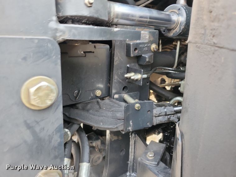 image for item OH9483 2011 New Holland TV6070 4WD bi-directional tractor