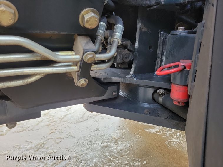 image for item OH9483 2011 New Holland TV6070 4WD bi-directional tractor