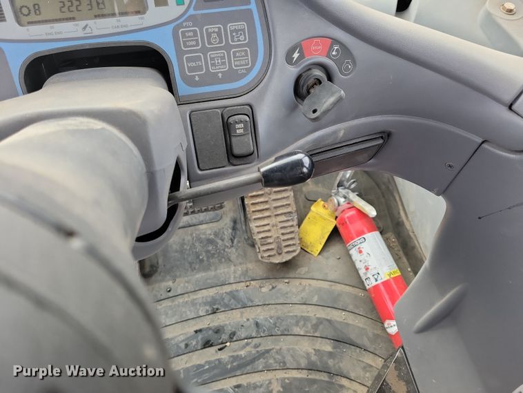 image for item OH9483 2011 New Holland TV6070 4WD bi-directional tractor