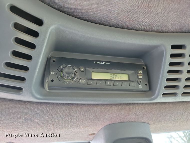 image for item OH9483 2011 New Holland TV6070 4WD bi-directional tractor