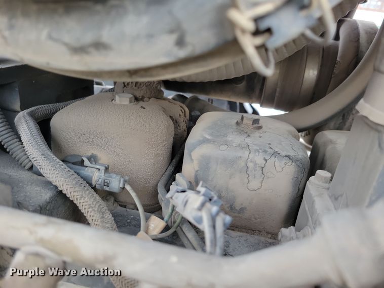 image for item OH9483 2011 New Holland TV6070 4WD bi-directional tractor