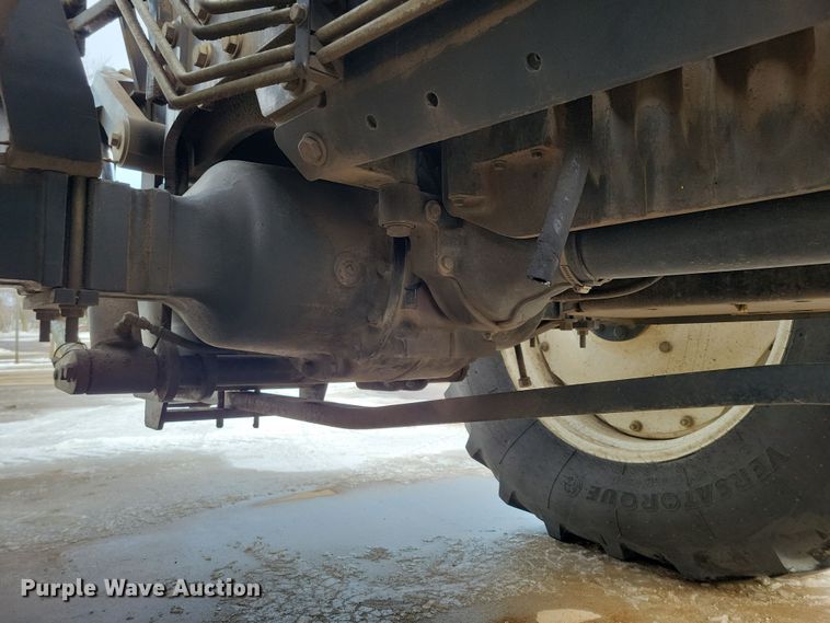 image for item OH9483 2011 New Holland TV6070 4WD bi-directional tractor