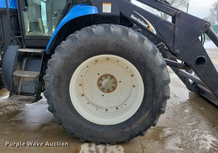 image for item OH9483 2011 New Holland TV6070 4WD bi-directional tractor