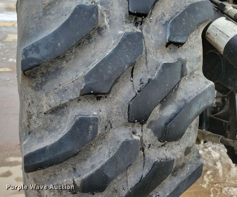 image for item OH9483 2011 New Holland TV6070 4WD bi-directional tractor