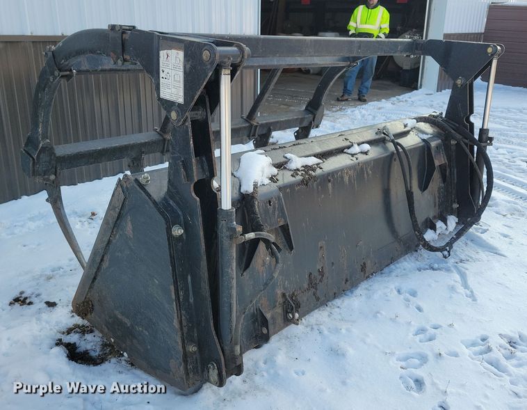 image for item OH9483 2011 New Holland TV6070 4WD bi-directional tractor