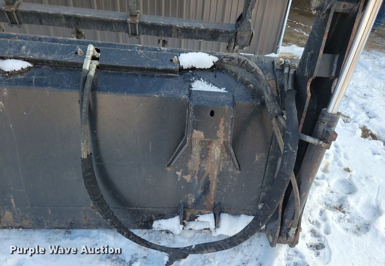 image for item OH9483 2011 New Holland TV6070 4WD bi-directional tractor