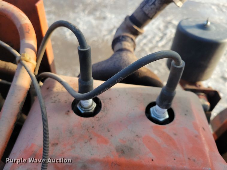 image for item OH9484 Ditch Witch J20 trencher