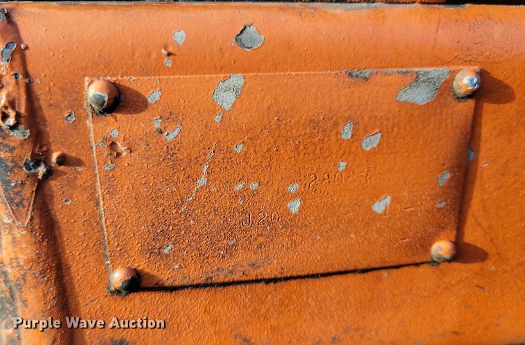 image for item OH9484 Ditch Witch J20 trencher