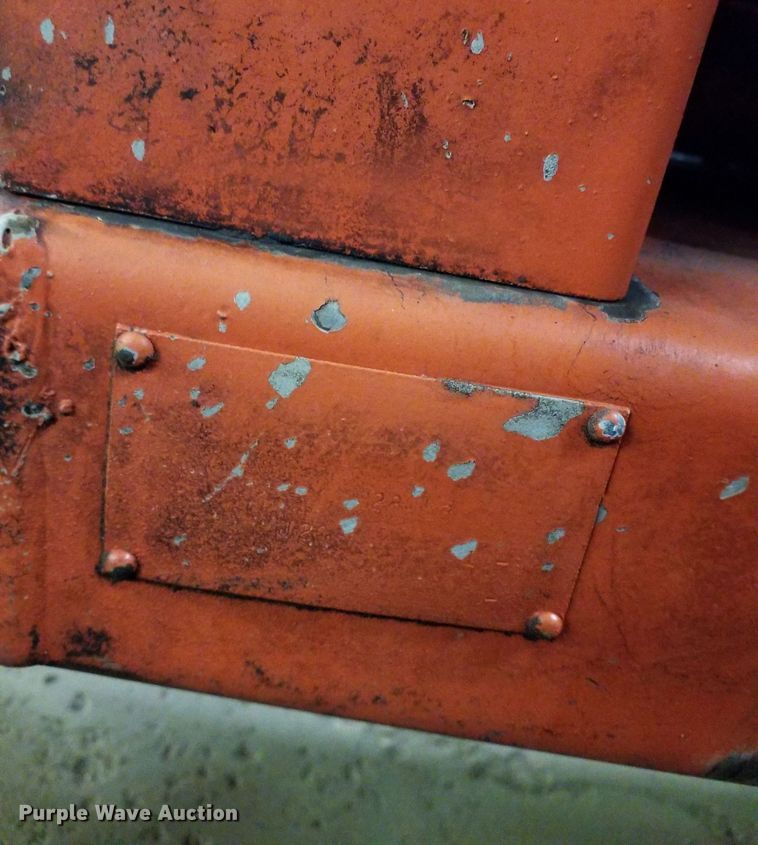 image for item OH9484 Ditch Witch J20 trencher