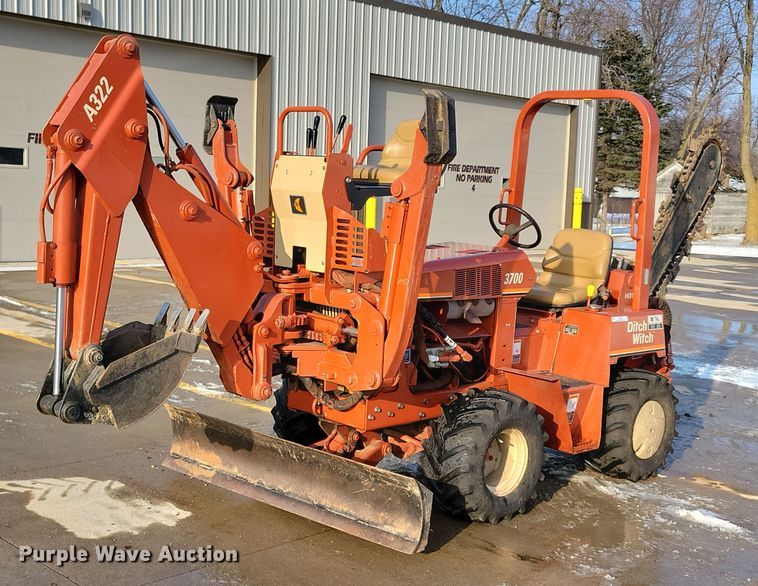 image for item OH9485 Ditch Witch 3700 trencher