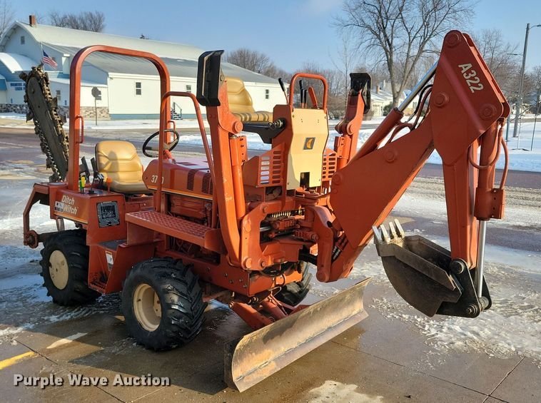 image for item OH9485 Ditch Witch 3700 trencher