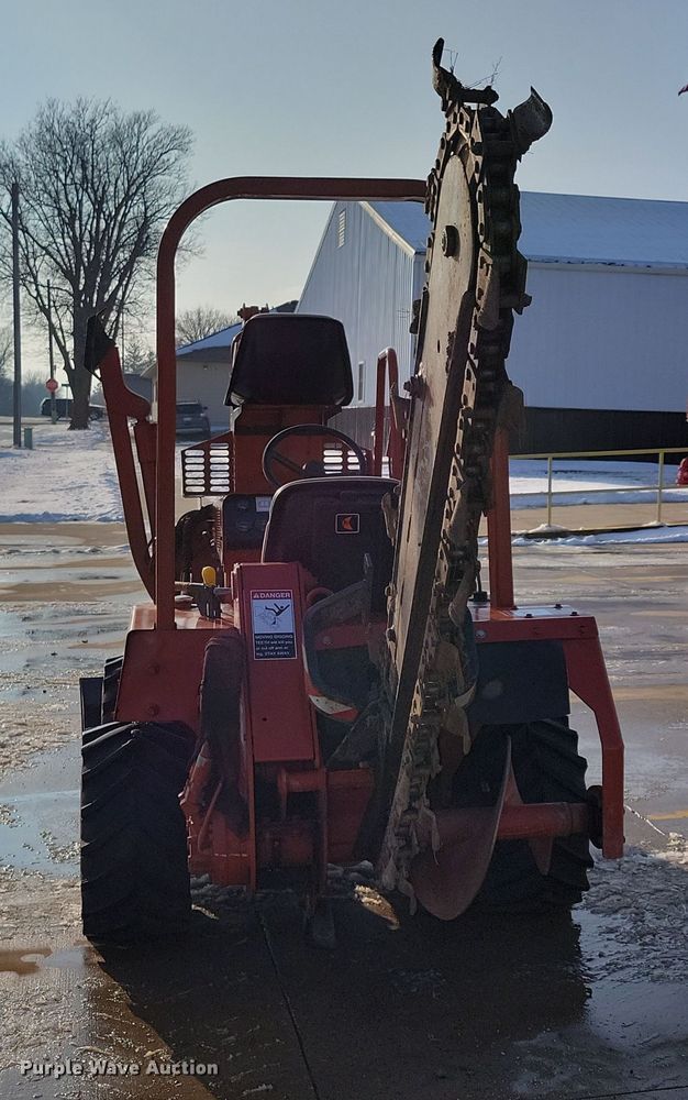 image for item OH9485 Ditch Witch 3700 trencher