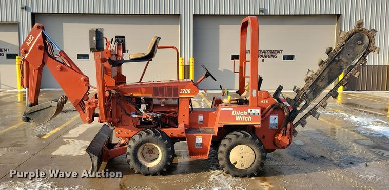 image for item OH9485 Ditch Witch 3700 trencher