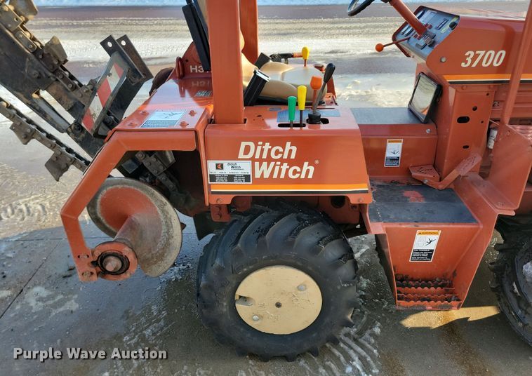 image for item OH9485 Ditch Witch 3700 trencher