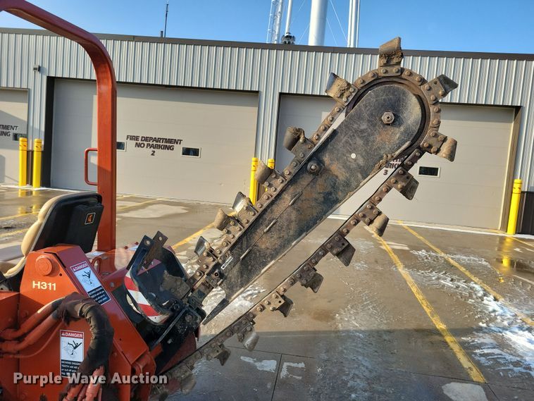 image for item OH9485 Ditch Witch 3700 trencher