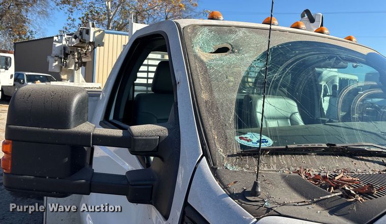 image for item OK9460 2016 Ford F450 Super Duty XL utility / service truck