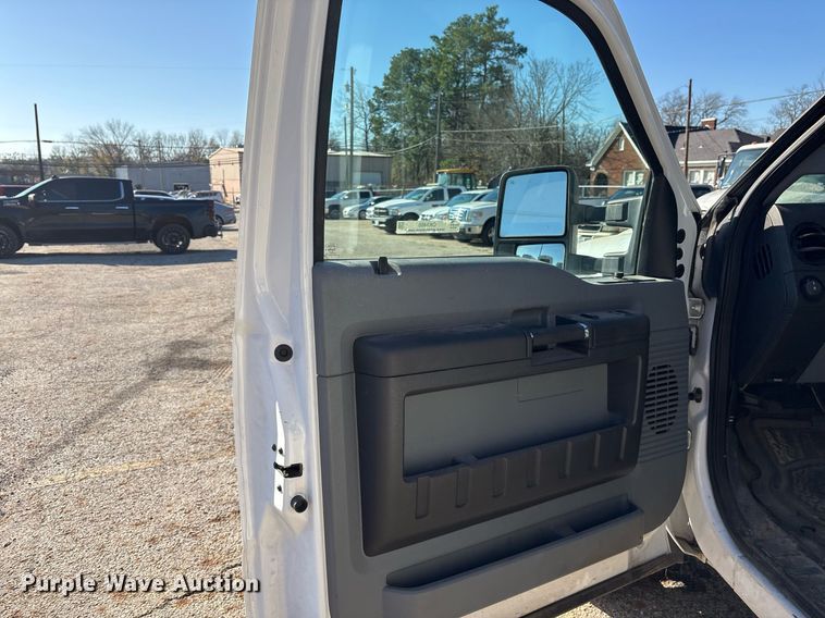 image for item OK9460 2016 Ford F450 Super Duty XL utility / service truck