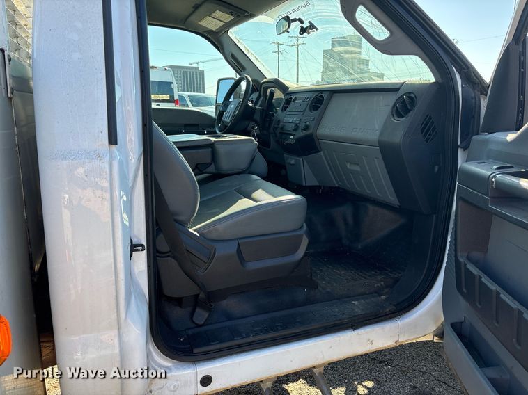 image for item OK9460 2016 Ford F450 Super Duty XL utility / service truck