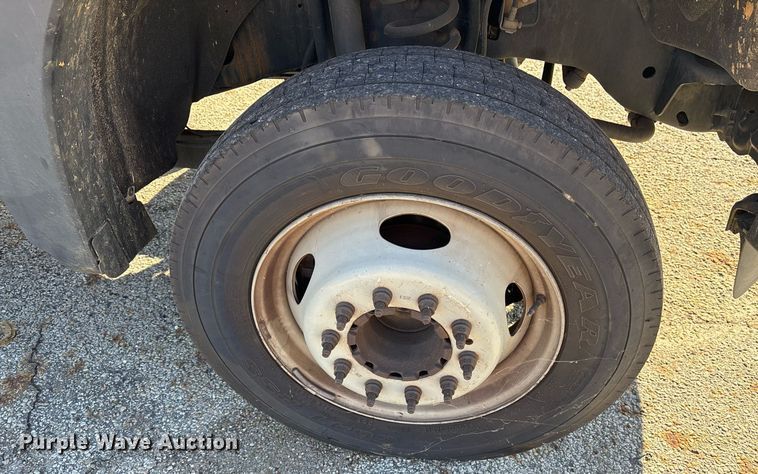 image for item OK9460 2016 Ford F450 Super Duty XL utility / service truck