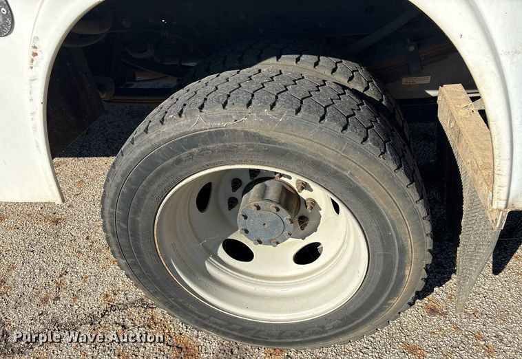 image for item OK9460 2016 Ford F450 Super Duty XL utility / service truck