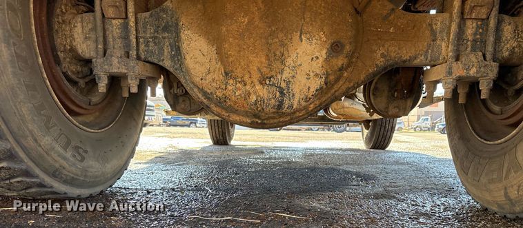 image for item OK9464 2011 Ford F750 Super Duty XL dump truck