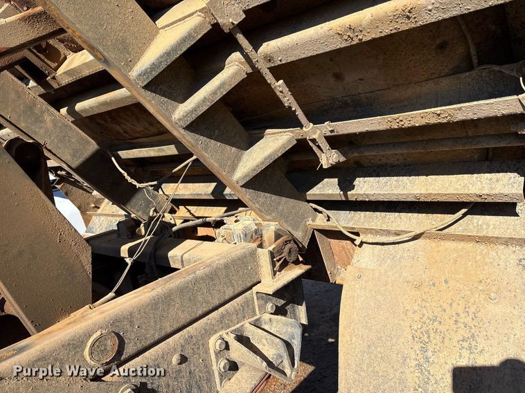 image for item OK9464 2011 Ford F750 Super Duty XL dump truck