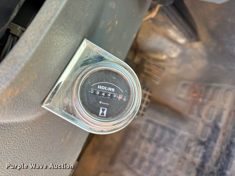 image for item OK9464 2011 Ford F750 Super Duty XL dump truck