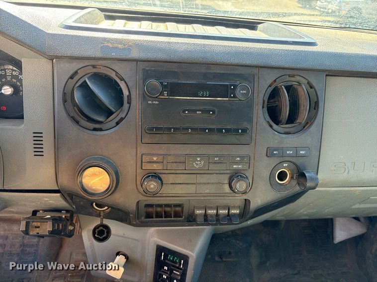 image for item OK9464 2011 Ford F750 Super Duty XL dump truck