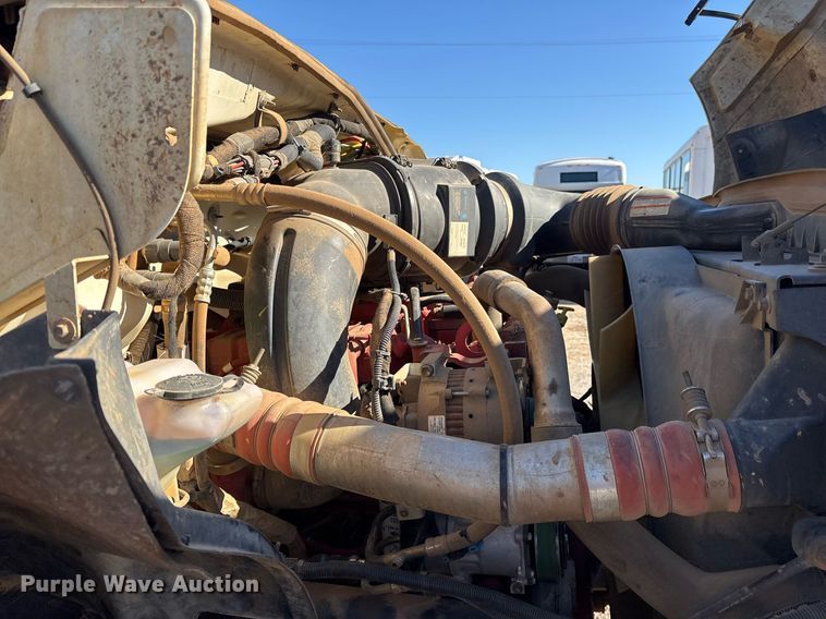 image for item OK9464 2011 Ford F750 Super Duty XL dump truck