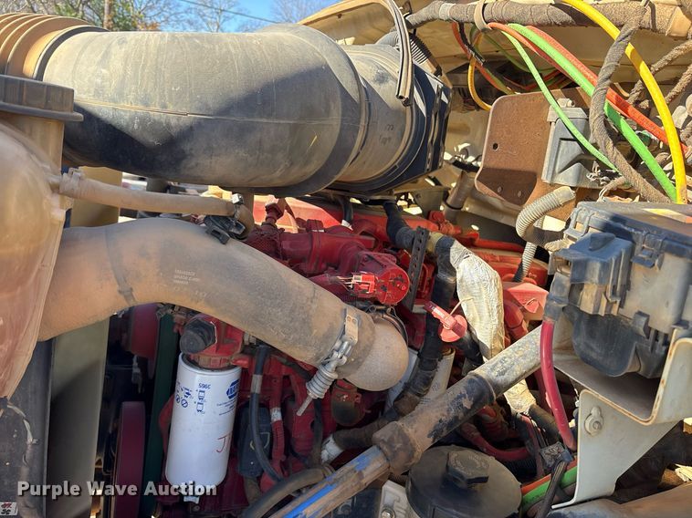 image for item OK9464 2011 Ford F750 Super Duty XL dump truck