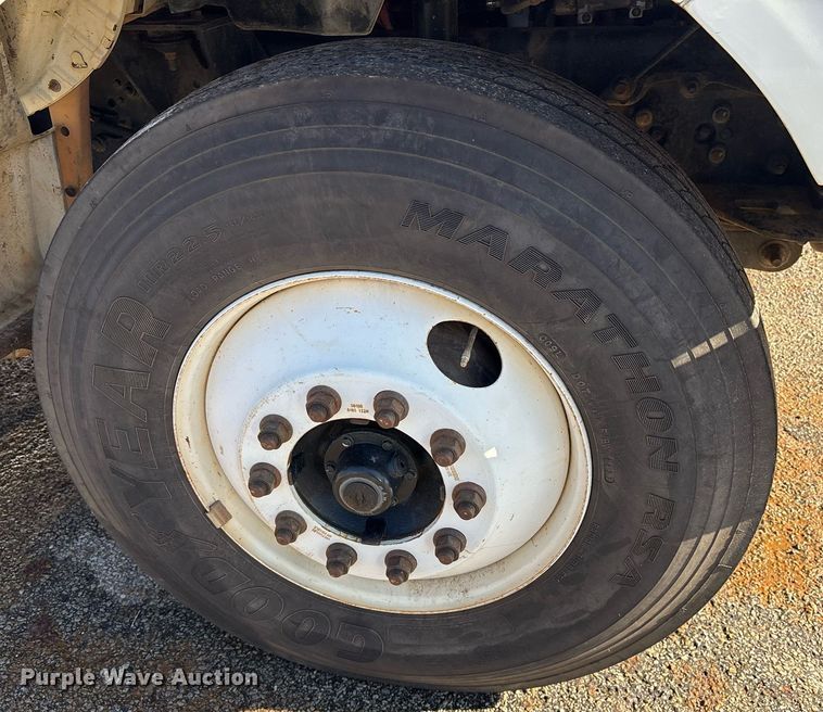 image for item OK9464 2011 Ford F750 Super Duty XL dump truck