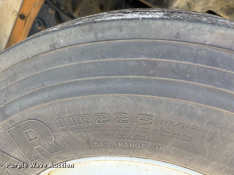 image for item OK9464 2011 Ford F750 Super Duty XL dump truck