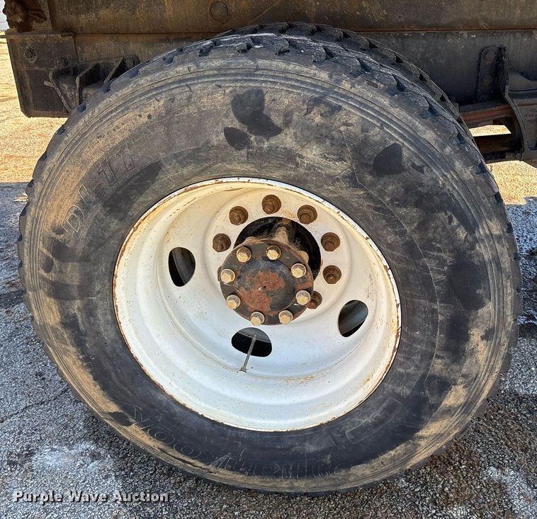 image for item OK9464 2011 Ford F750 Super Duty XL dump truck