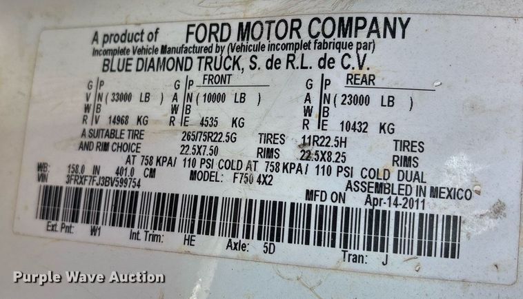 image for item OK9464 2011 Ford F750 Super Duty XL dump truck