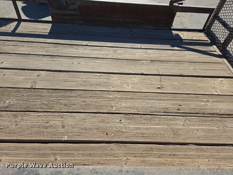 image for item YA0101 1999 Carson utility trailer